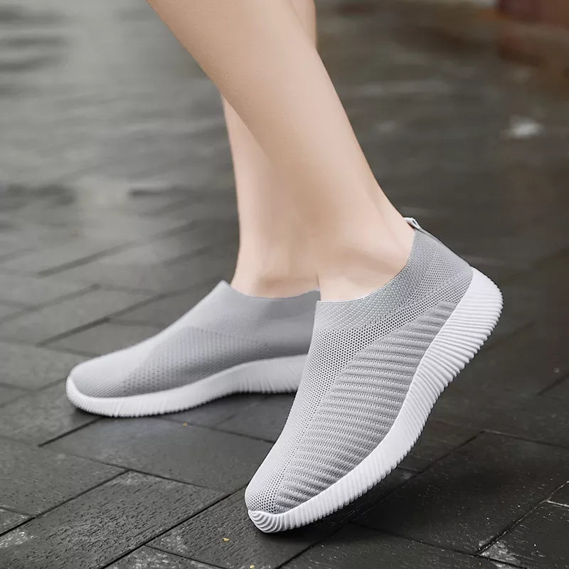 Women Vulcanized Shoes High Quality Women Sneakers Slip On Flats Shoes