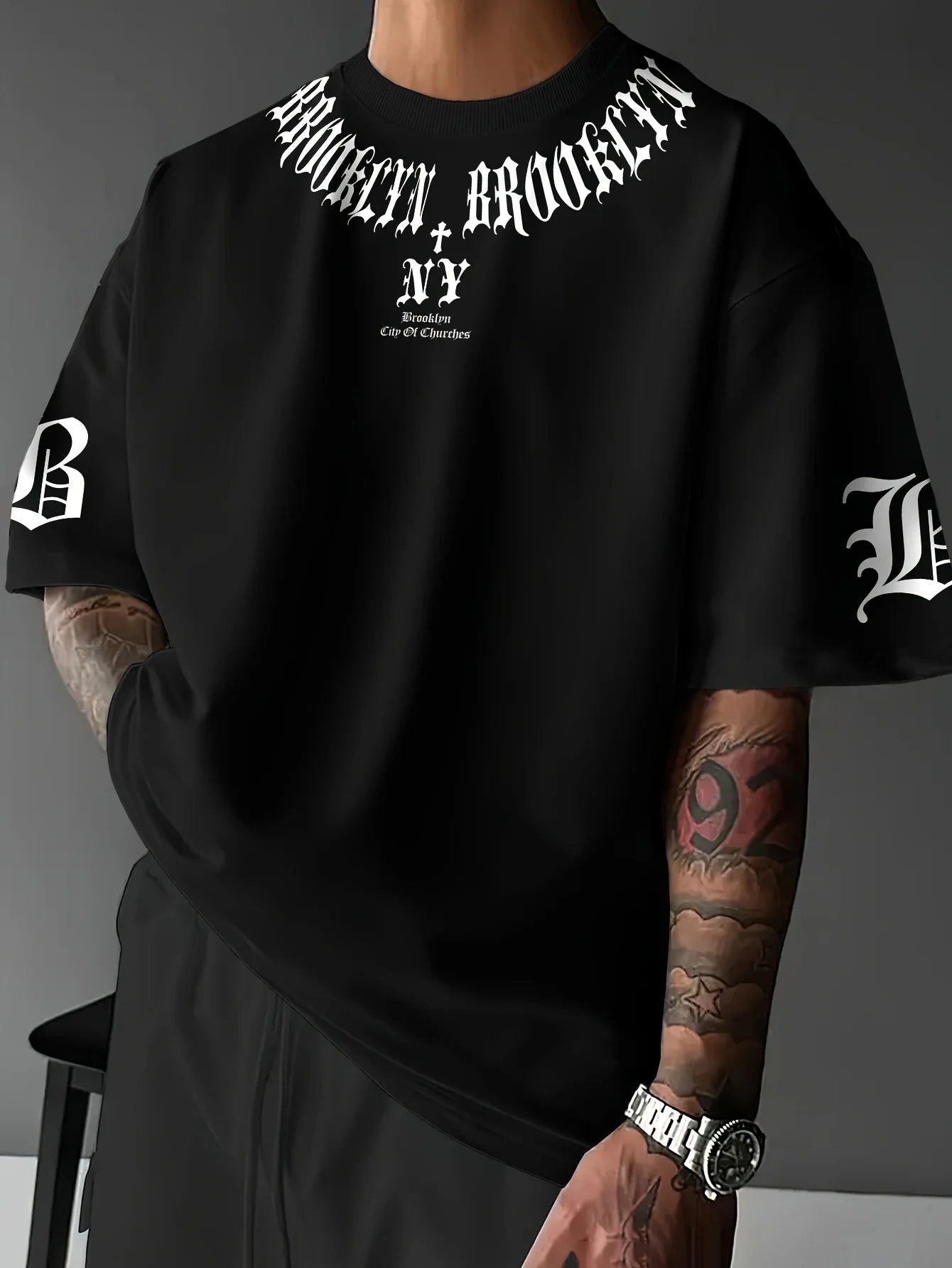The new men's T-shirt for summer 2025 is a casual fashionable sporty