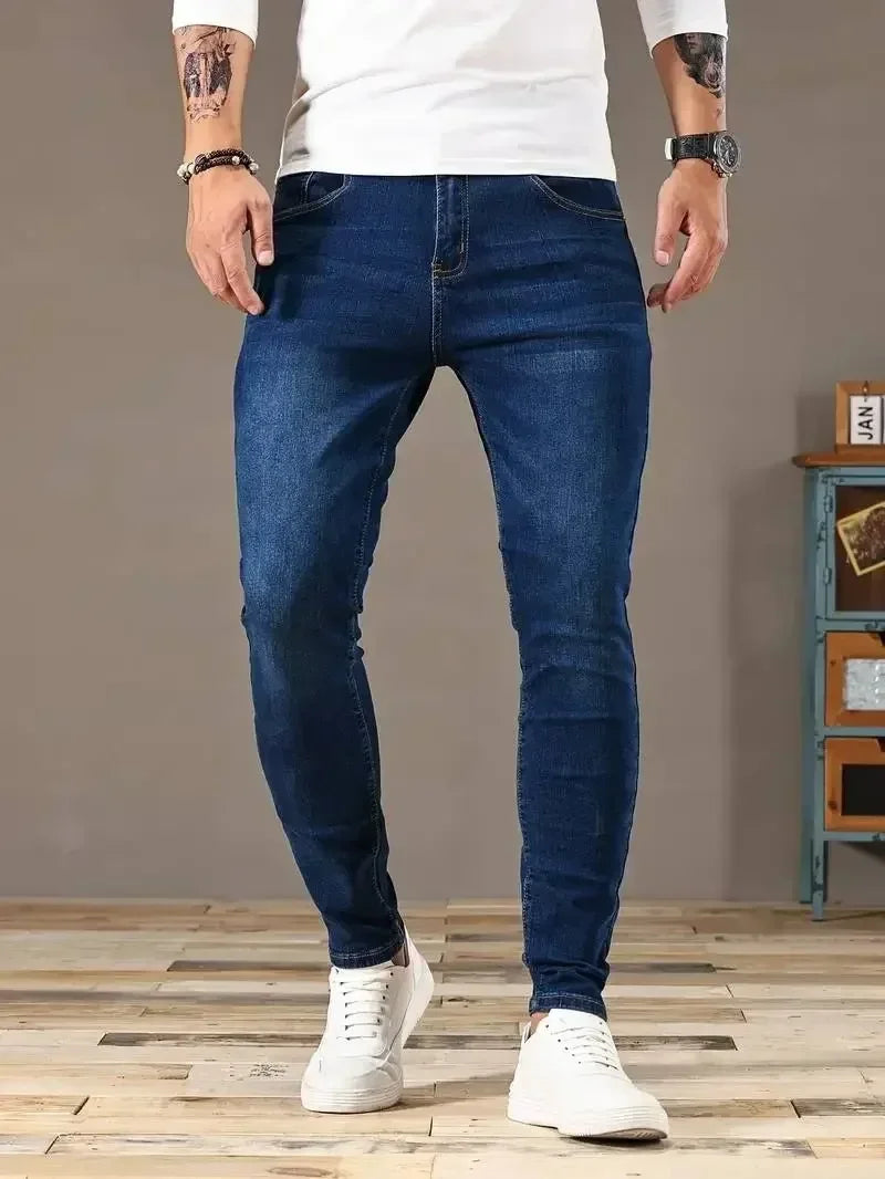 2025 Spring New Mens Slim Fit Classic Skinny Jeans Casual Street Style