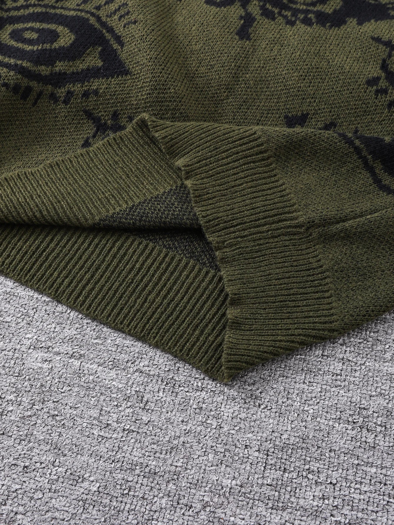 New Popular Autumn and Winter Abstract Eye Jacquard Pattern Pullover