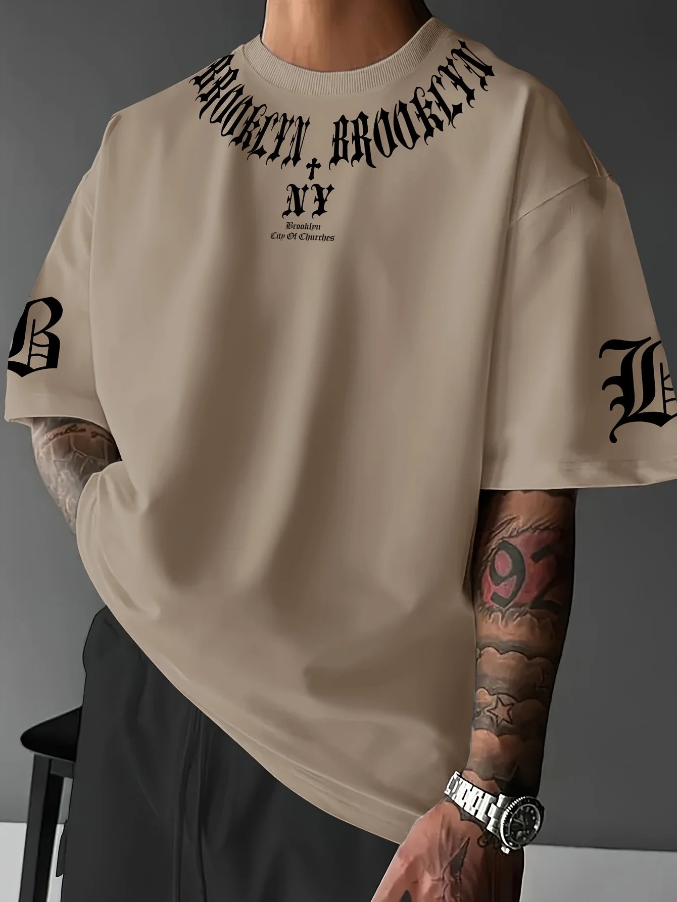 The new men's T-shirt for summer 2025 is a casual fashionable sporty