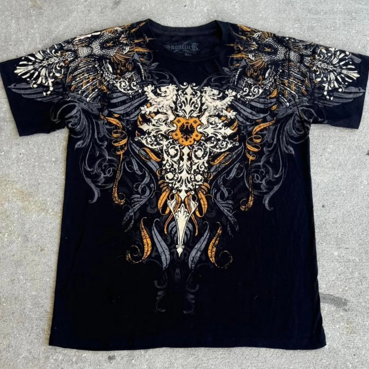 The new men's T-shirt for summer 2025 is a casual fashionable sporty