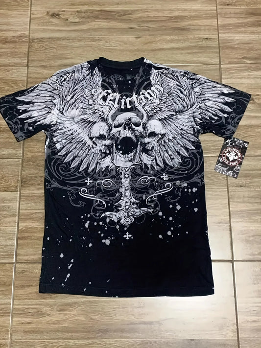 The new men's T-shirt for summer 2025 with 3D skull print is casual