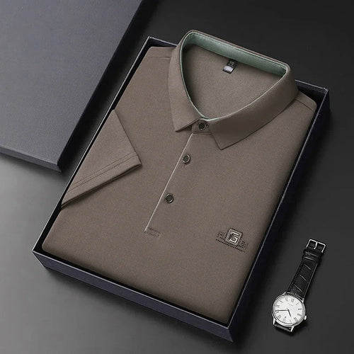 New Men's Business Casual Short Sleeved Shirt with Badge Solid Color