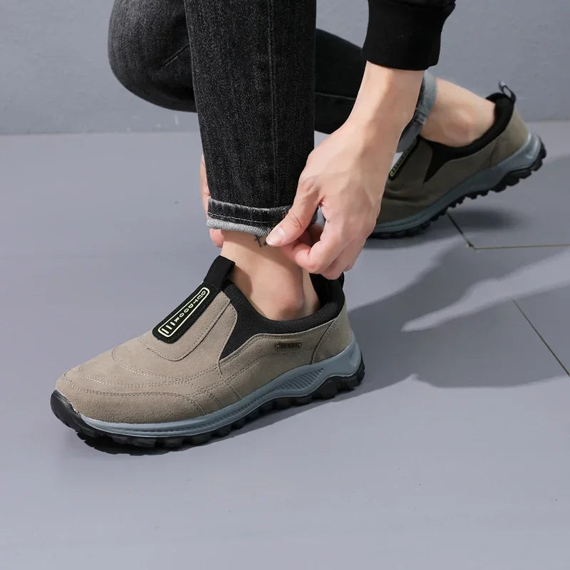 High Quality Indestructible Man Shoe Sneakers Breathable Running Shoes