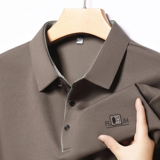 New Men's Business Casual Short Sleeved Shirt with Badge Solid Color