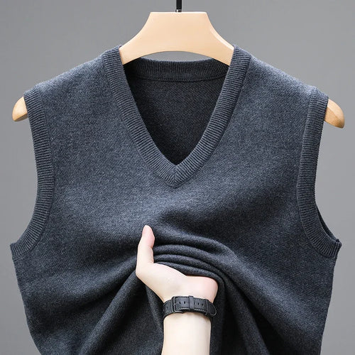 2025 Men's Casual Sweater Vest Warm Comfortable Autumn Winter Fashion
