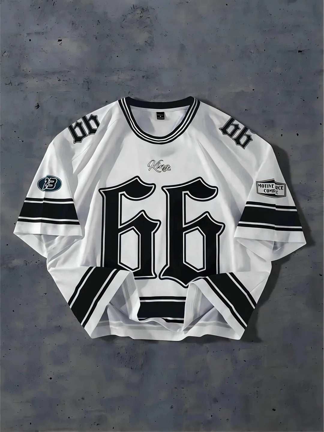 The 2025 summer new men's T-shirt is a casual fashionable sporty