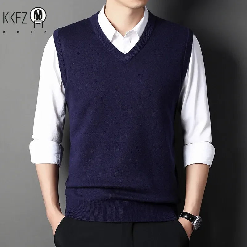 2024 Autumn Winter New Men's Solid Color V-neck Knitted Vest Casual