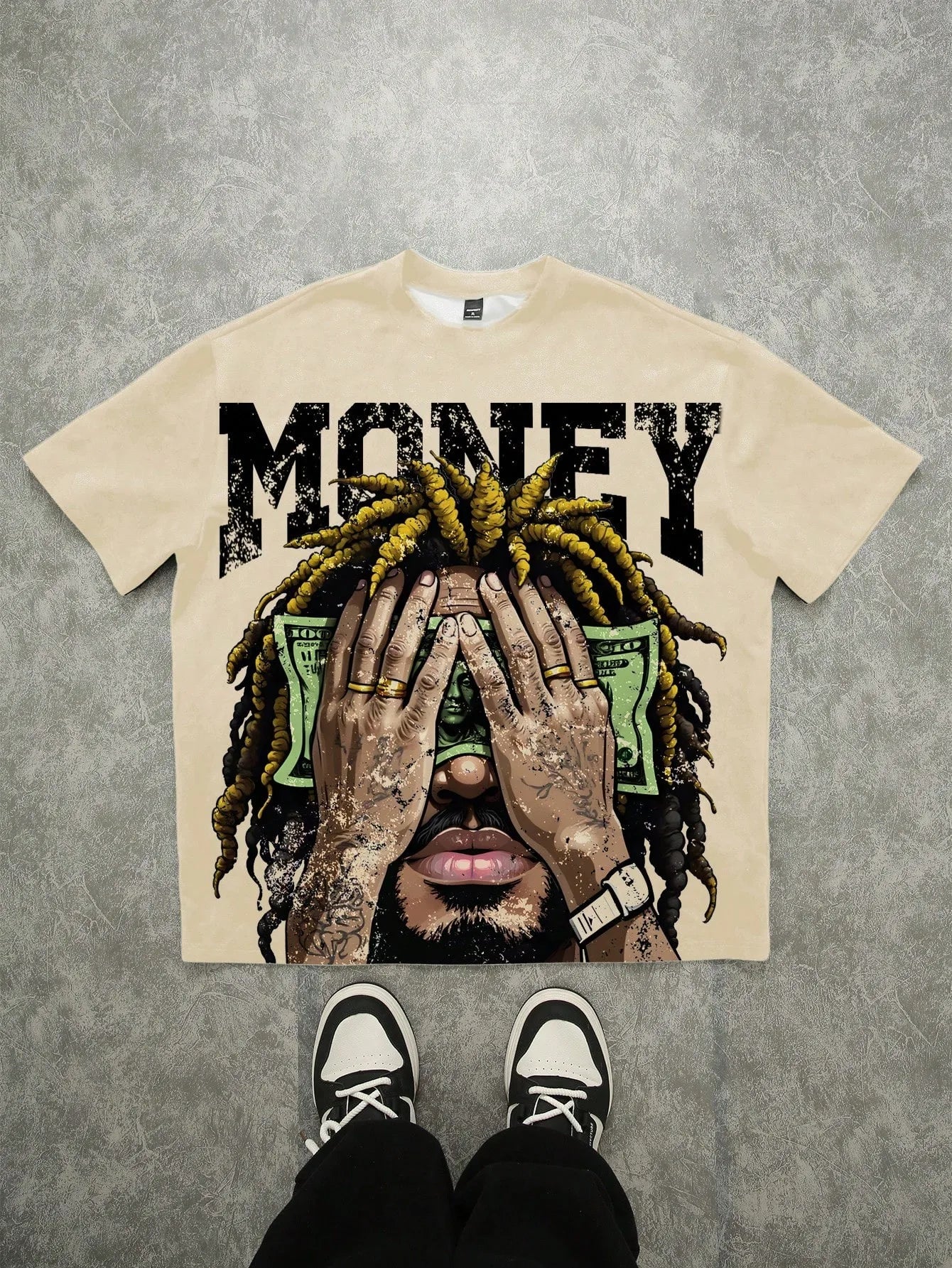 The new men's T-shirt for the summer of 2025 features a casual