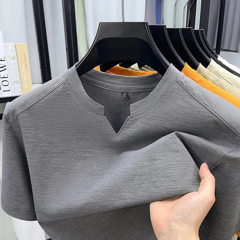 Korean Men's Casual and Fashionable Small V-neck Solid Color Short